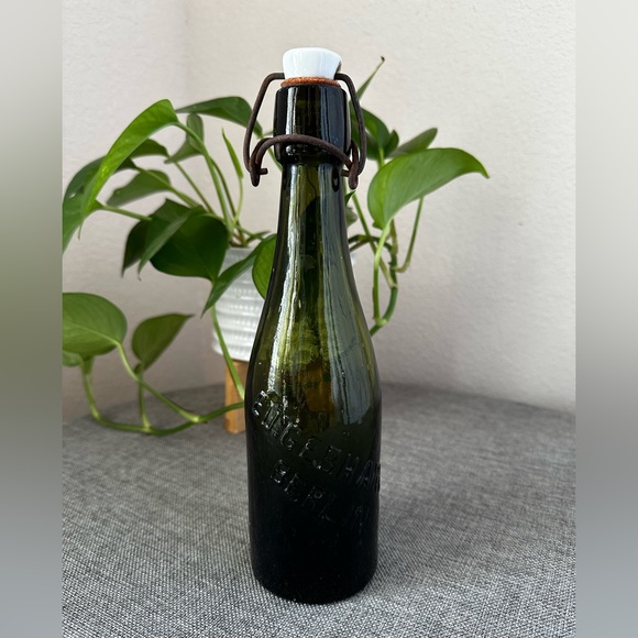 Vintage Berlin Glass Swing Top Bottle - Picture 1 of 6